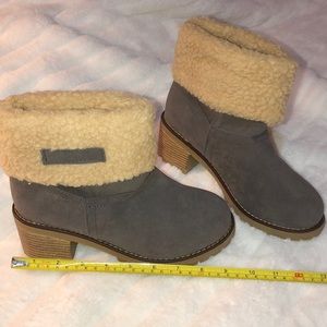 Grey & tan booties with 2 1/2” heel